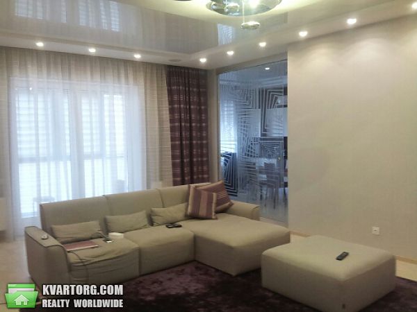 Rent out 3-room apartment. Днепропетровск, Рогалева — photo 1