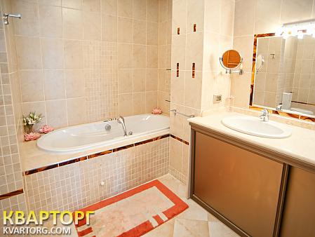 Rent out 3-room apartment. Одесса, Педагогический пер — photo 2