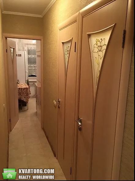 Rent out 2-room apartment. Киев,  Жмеринская — photo 9