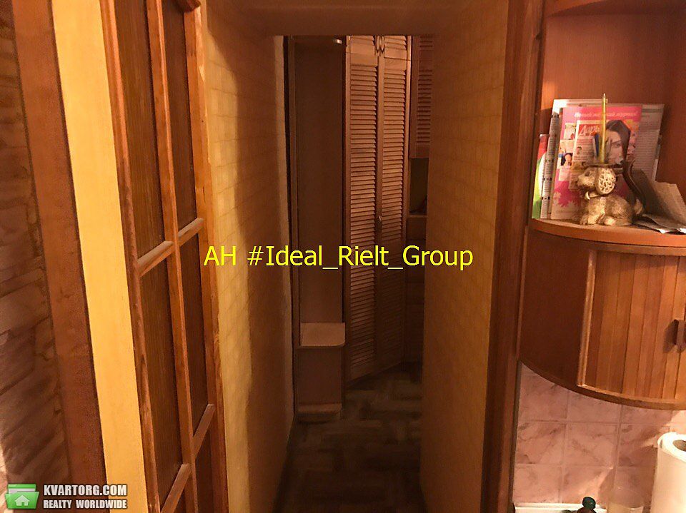 Sell 2-room apartment. Киев,  Симферопольская — photo 2