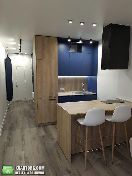 Rent out 2-room apartment. Киев,  Драгоманова — photo 1