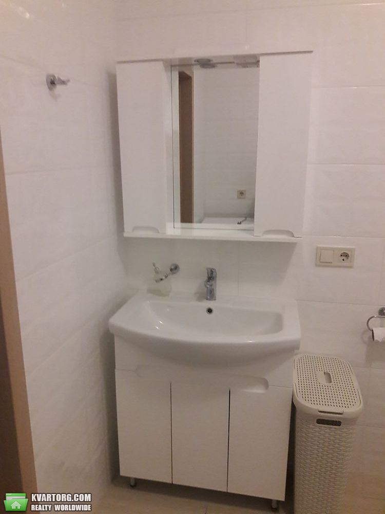 Rent out 2-room apartment. Киев, Кондрактюка — photo 7