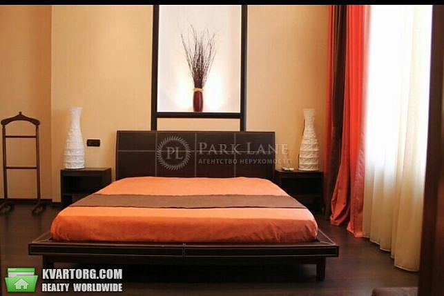 Rent out 2-room apartment. Киев,  Жилянская — photo 5
