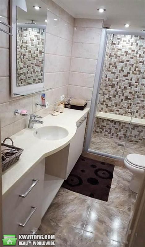 Rent out 2-room apartment. Киев,  Богдана Хмельницкого — photo 7