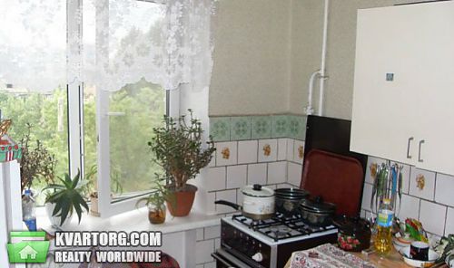 продам 2-комнатную квартиру. Киев,  Вересневая - фото 2