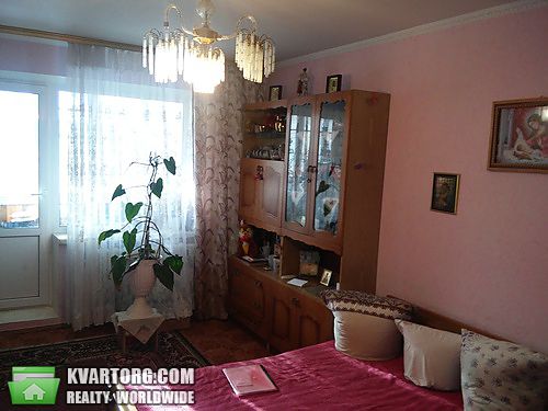 Sell 3-room apartment. Киев,  Курская — photo 1
