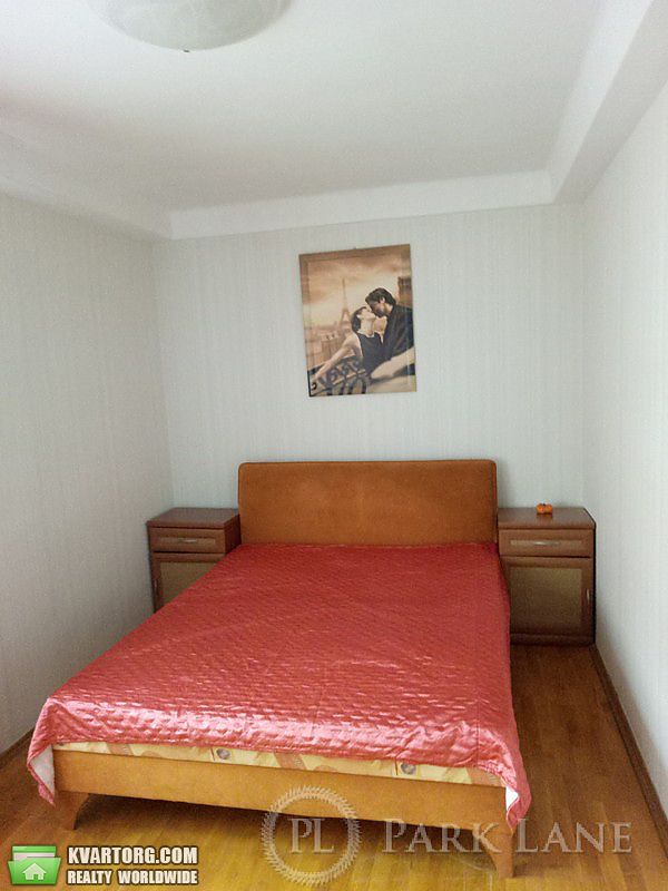 Sell 2-room apartment. Киев,  Гоголевская — photo 2