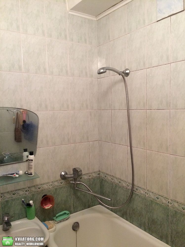 Rent out 2-room apartment. Киев, Чегорина — photo 8
