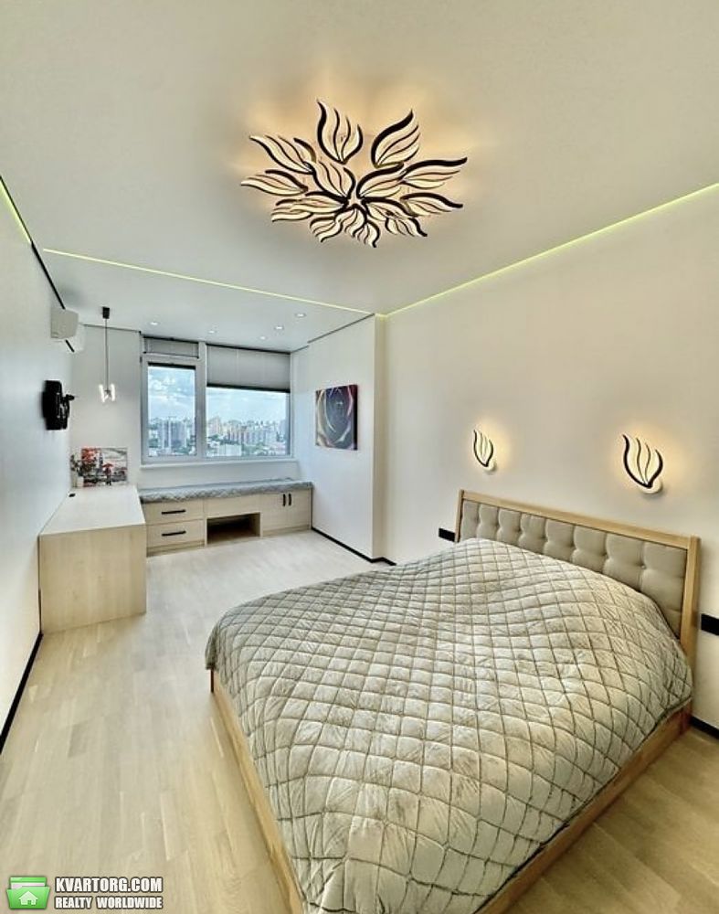 Rent out 1-room apartment. Киев,  Бердянская — photo 1