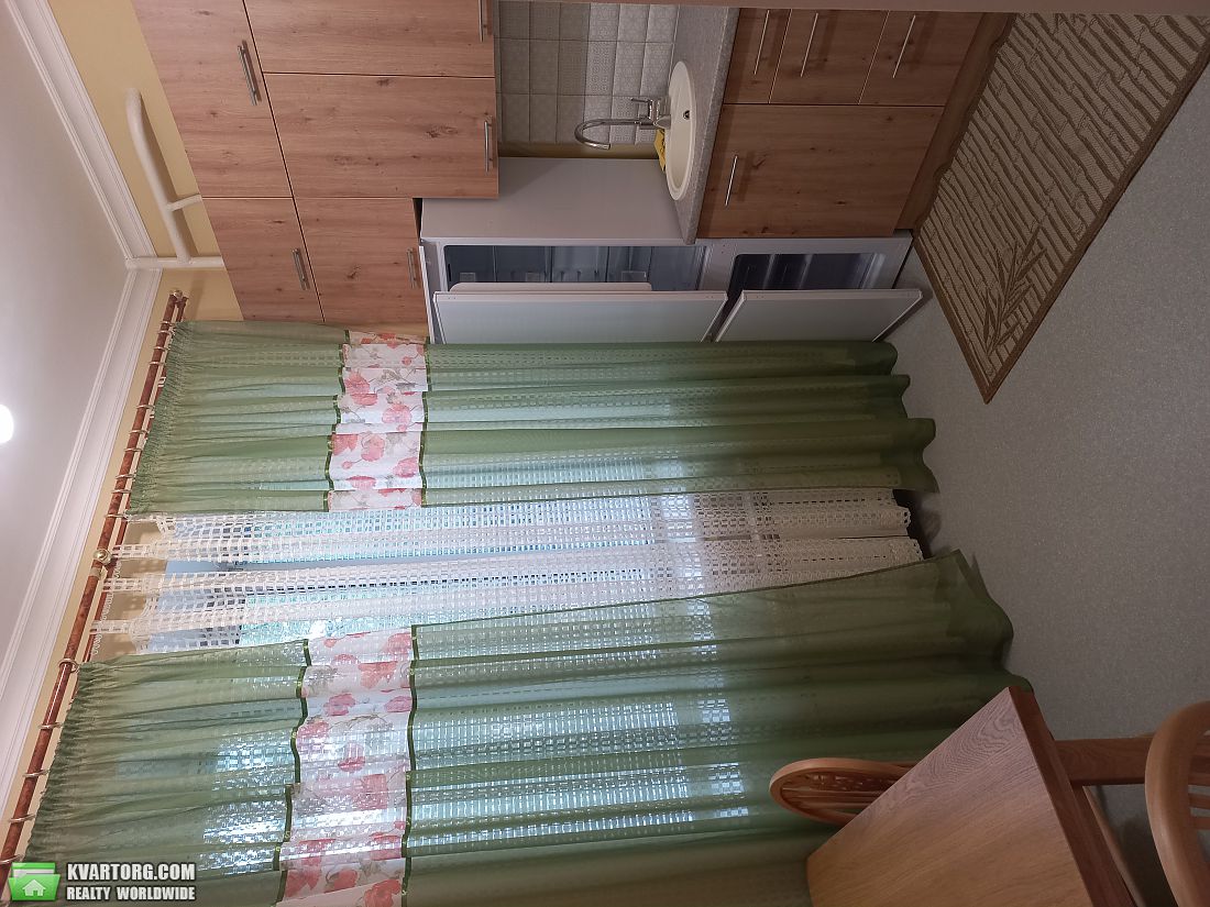 Rent out 1-room apartment. Киев,  Гоголевская — photo 5