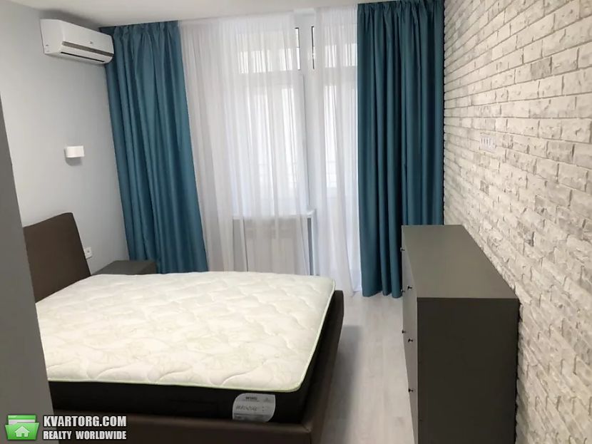 Rent out 2-room apartment. Киев,  Липковского — photo 3