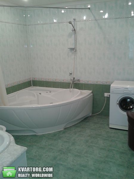 Rent out 3-room apartment. Киев, Декабристов — photo 7