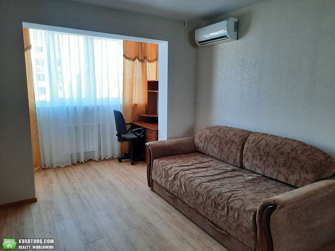 Rent out 2-room apartment. Киев,  Правды пр — photo 6