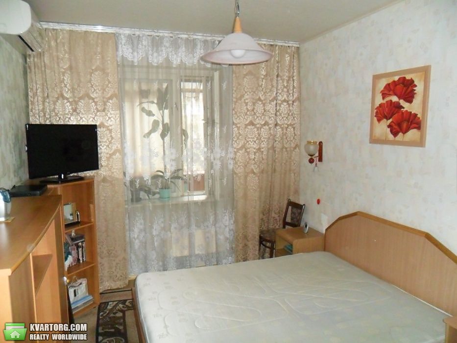 Sell 2-room apartment. Киев,  Панча — photo 1