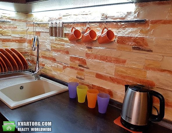Rent out 1-room apartment. Киев,  Франко — photo 6