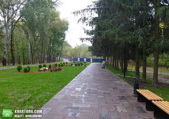 Rent out 2-room apartment. Киев,  Герцена — photo 8
