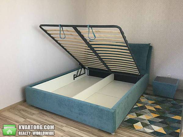 Rent out 2-room apartment. Киев, Деловая — photo 1