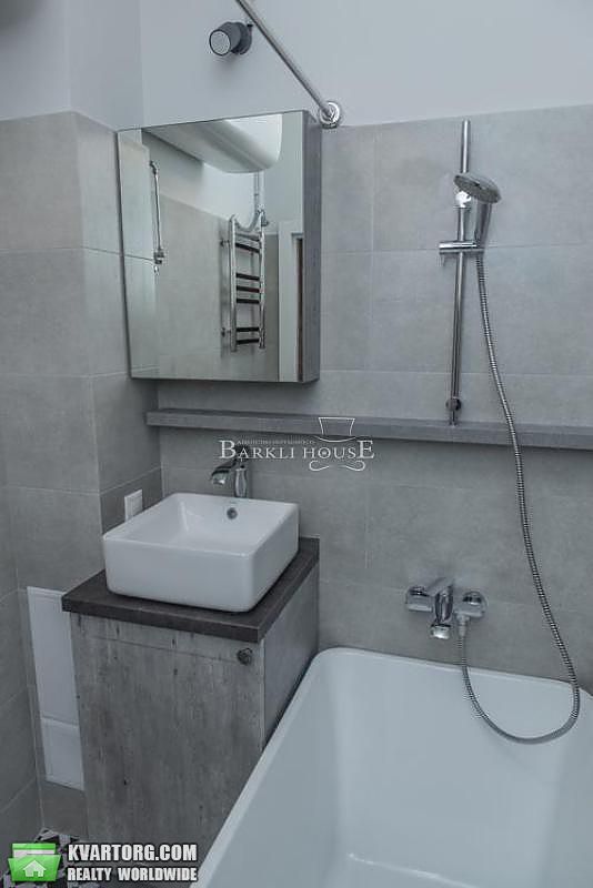 Rent out 2-room apartment. Киев,  Бассейная — photo 6