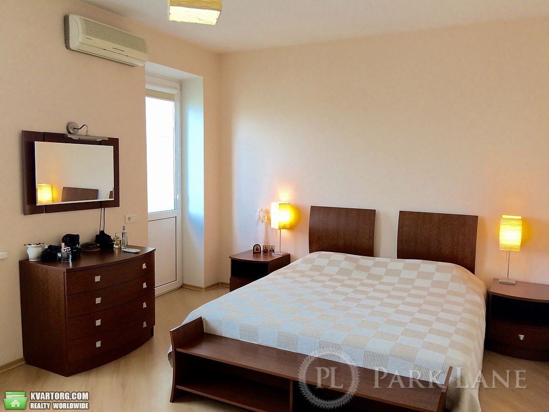 Sell 3-room apartment. Киев, Микільсько-Слобідська — photo 4