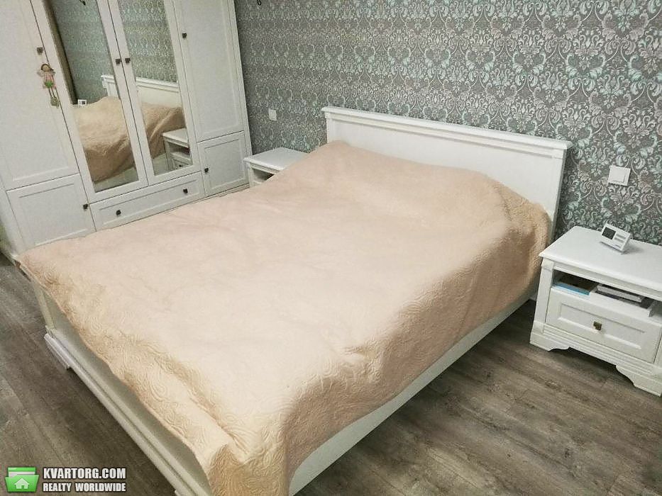 Rent out 1-room apartment. Киев,  Кошевого — photo 1