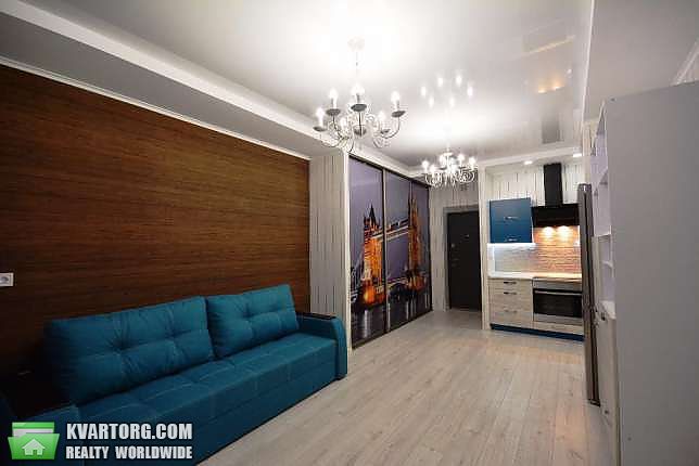 Sell 2-room apartment. Киев,  Ломоносова — photo 1