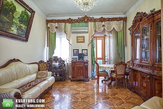 Rent out 2-room apartment. Киев,  Богдана Хмельницкого — photo 1