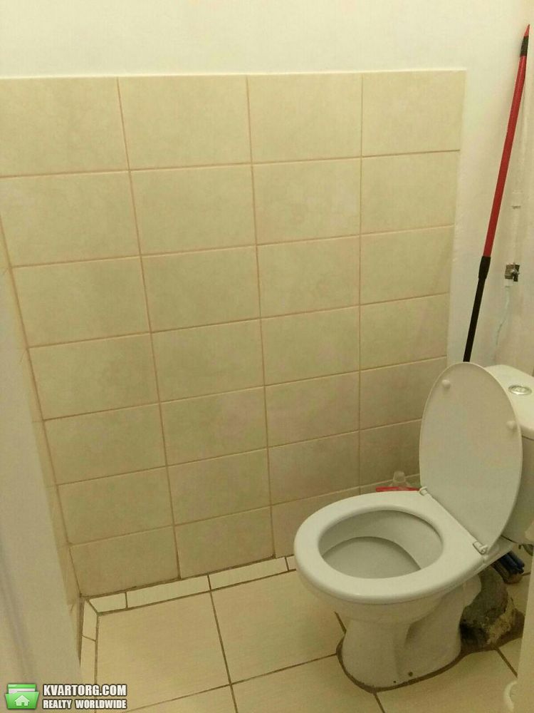 Rent out 2-room apartment. Киев,  Мазепы — photo 10