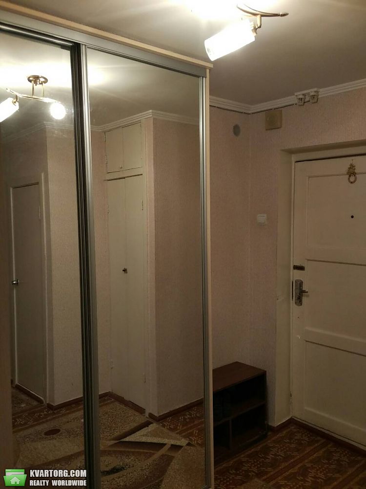 Rent out 1-room apartment. Киев, Драйзера — photo 6