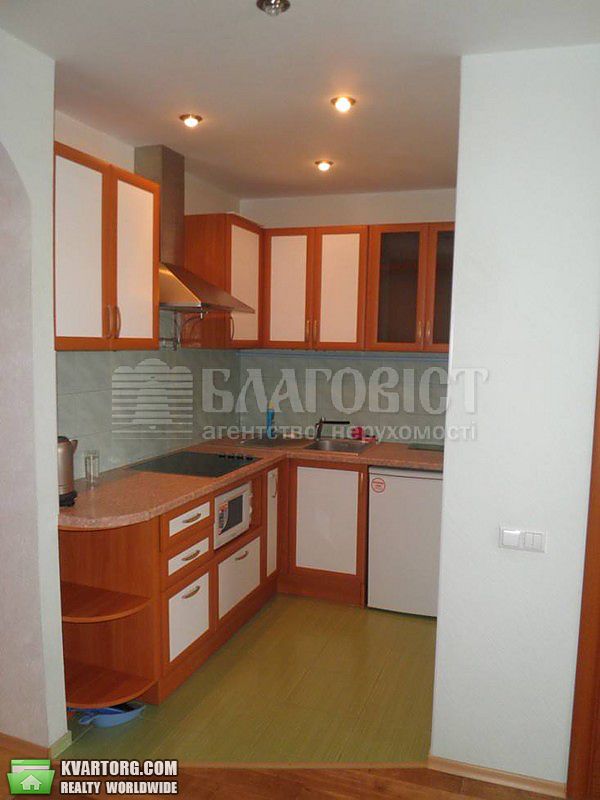 Rent out 2-room apartment. Киев,  Чорновола Вячеслава — photo 8