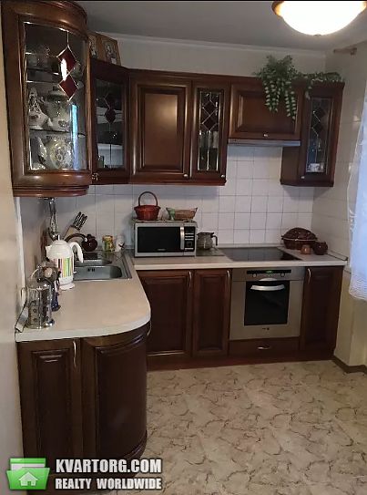 Rent out 4-room apartment. Киев,  Антоновича — photo 4