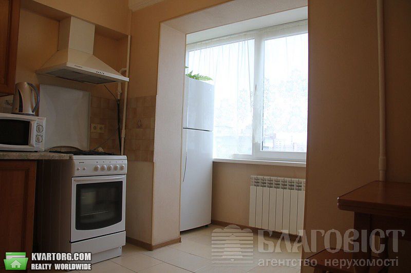 Sell 2-room apartment. Киев,  Лайоша Гавро — photo 2