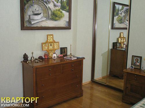 Rent out 3-room apartment. Киев,  Воровского — photo 5