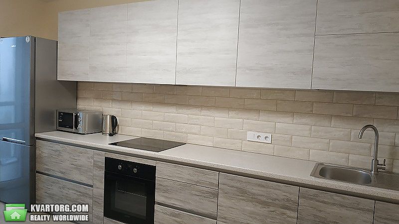 Rent out 1-room apartment. Киев,  Герцена — photo 1
