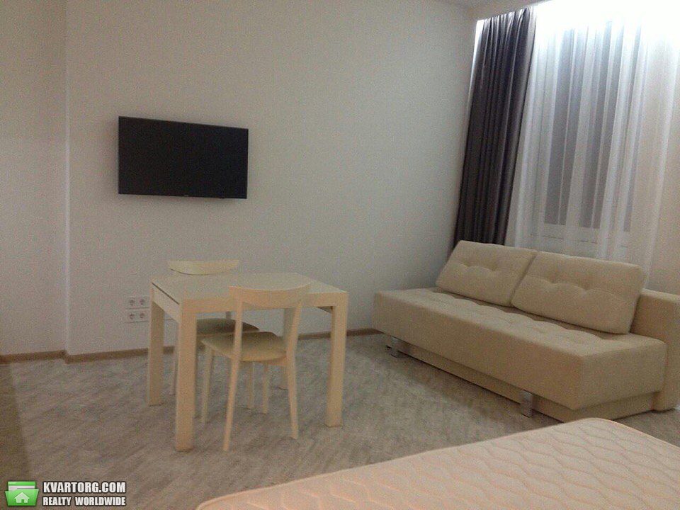 Rent out 1-room apartment. Днепропетровск, жк Кировский — photo 4
