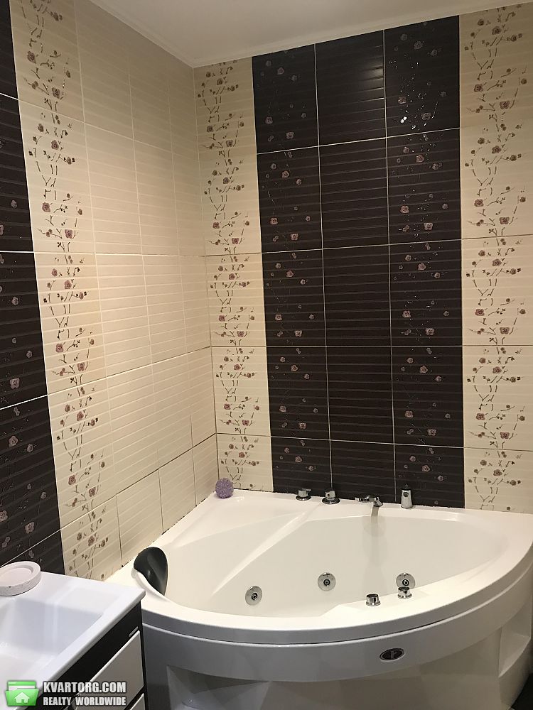 Sell 1-room apartment. Киев,  Амосова — photo 8