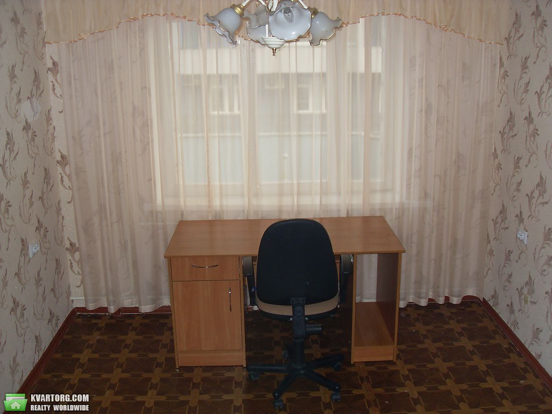 Rent out 2-room apartment. Киев, Виктора Ярмолы — photo 5