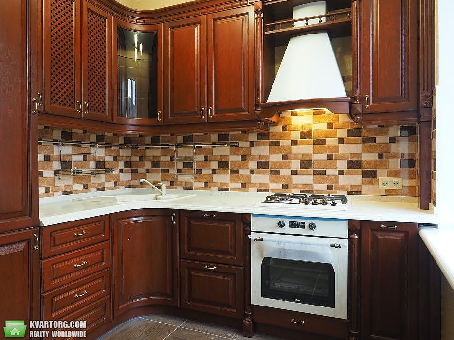 Sell 4-room apartment. Киев,  Питерская — photo 1