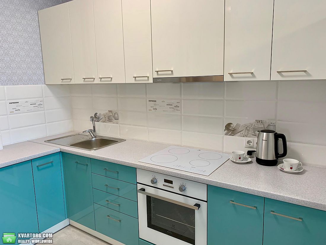 Rent out 2-room apartment. Киев,  Липковского — photo 2