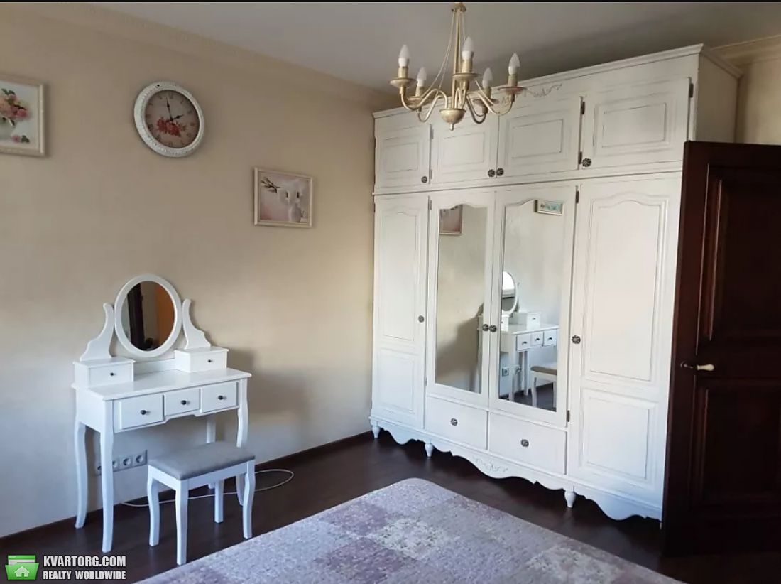 Rent out 2-room apartment. Киев, Маршала Жукова — photo 1