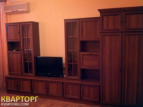 Rent out 2-room apartment. Киев,  Бажана — photo 6