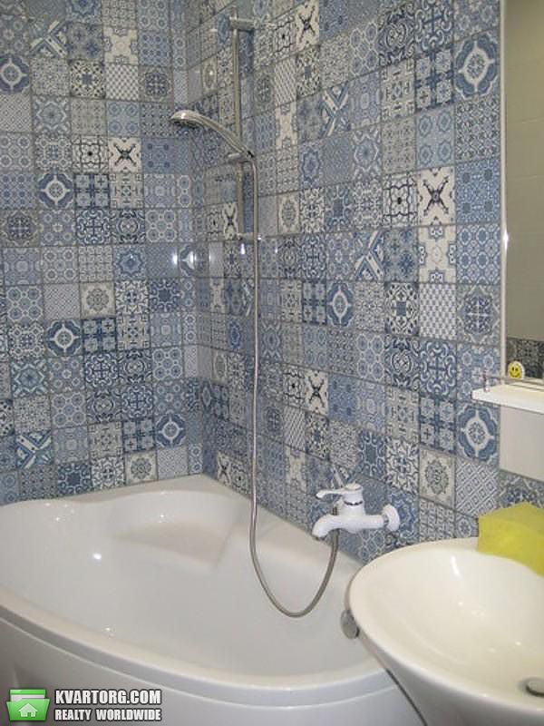 Rent out 2-room apartment. Киев,  Златоустовская — photo 8