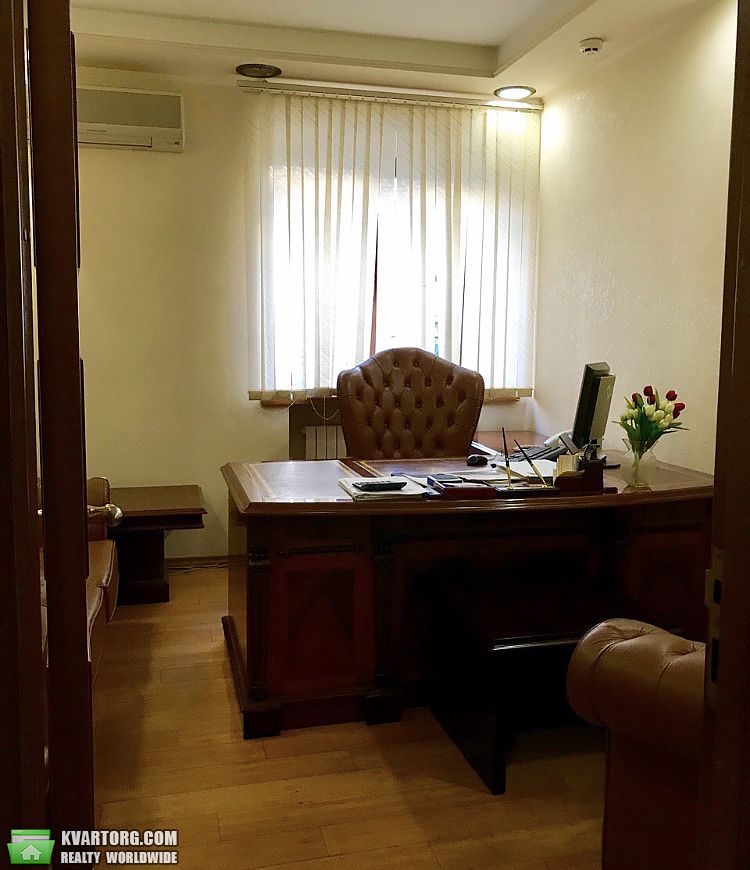 Rent out office. Днепропетровск, Комсомольская — photo 1