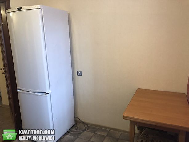 Rent out 2-room apartment. Киев,  Мишуги — photo 4