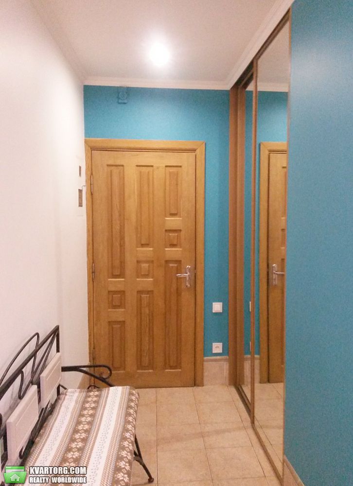 Sell 3-room apartment. Полтава,  Октябрьская — photo 1