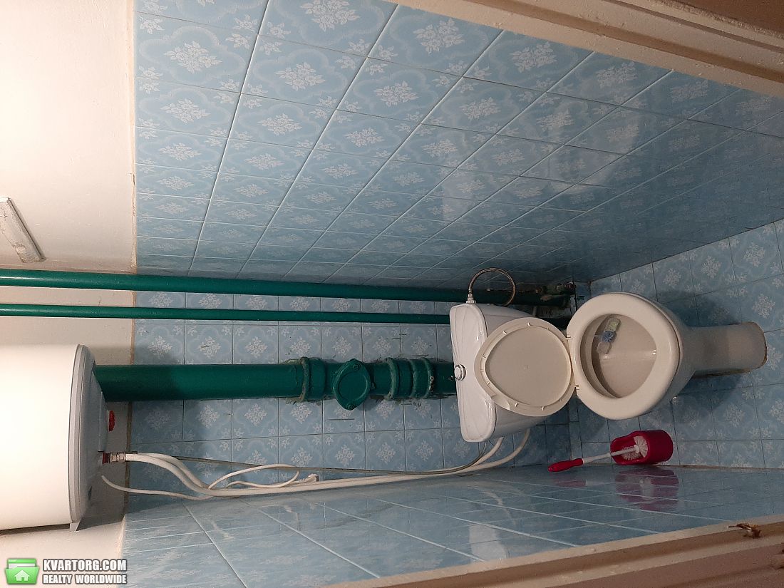 Rent out 2-room apartment. Киев, Приречная — photo 9