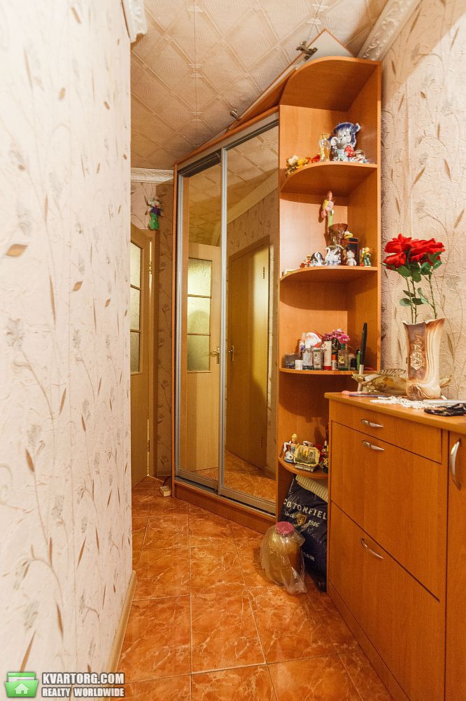 Sell 1-room apartment. Киев,  Щорса — photo 3