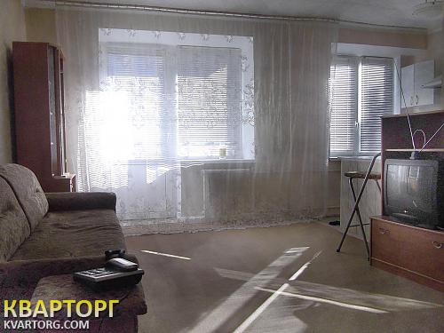 Sell 2-room apartment. Киев, Жилянская — photo 1