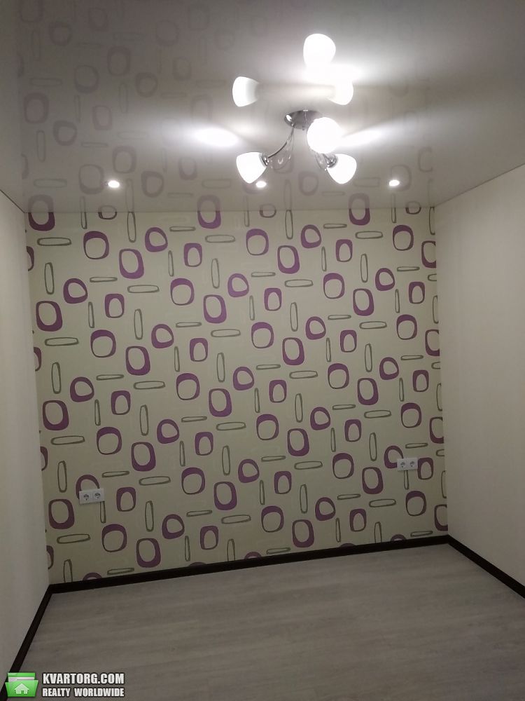 Rent out 2-room apartment. Киев, Панамарева — photo 2