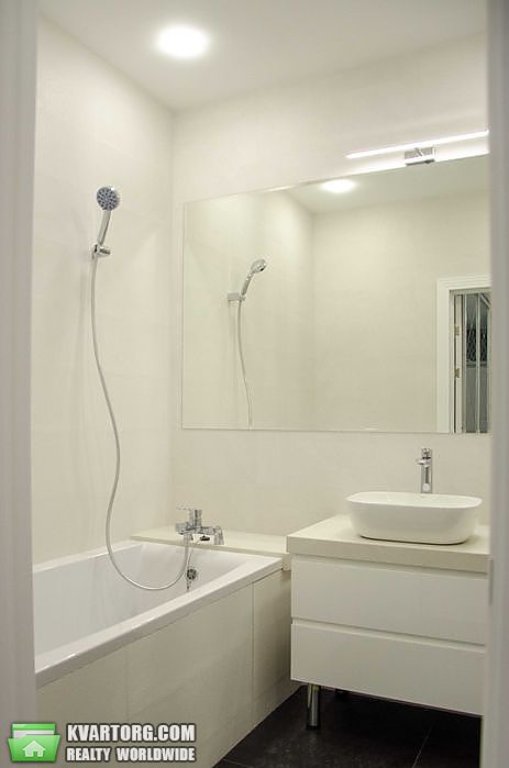 Sell 3-room apartment. Киев,  Ломоносова — photo 9