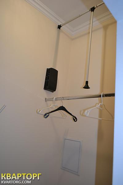 Rent out 2-room apartment. Киев,  Мельникова — photo 4